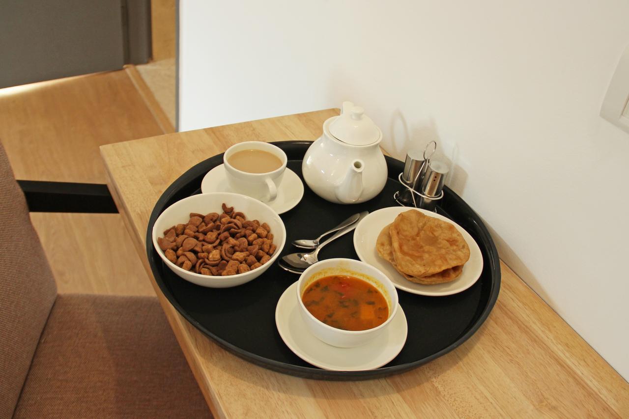 Hotel Travellers Inn Shillong Zewnętrze zdjęcie