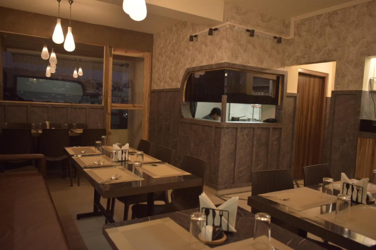 Hotel Travellers Inn Shillong Zewnętrze zdjęcie